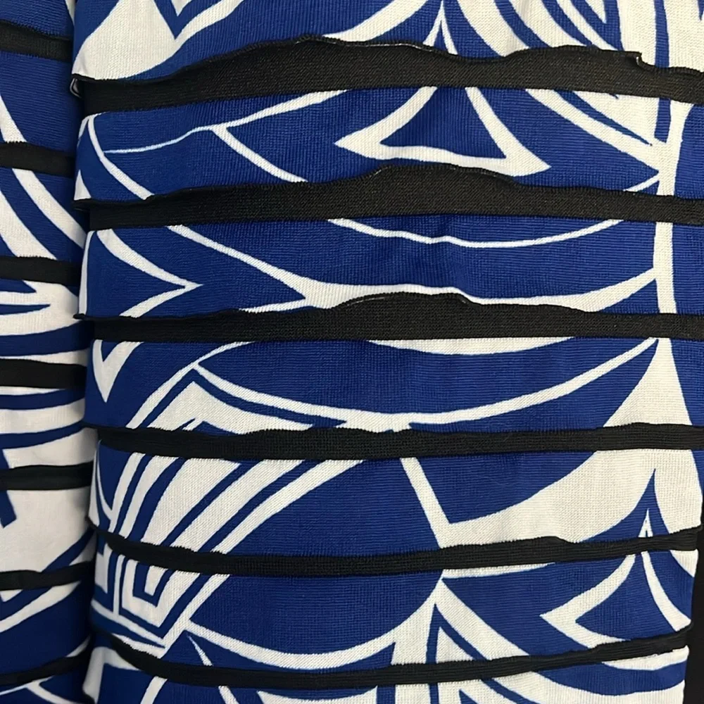 Joseph Ribkoff Short Jacket - Picture 4 of 6